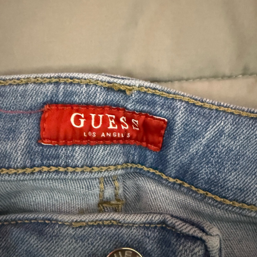 Guess Light Blue Straight Leg Jeans - Picture 7 of 7